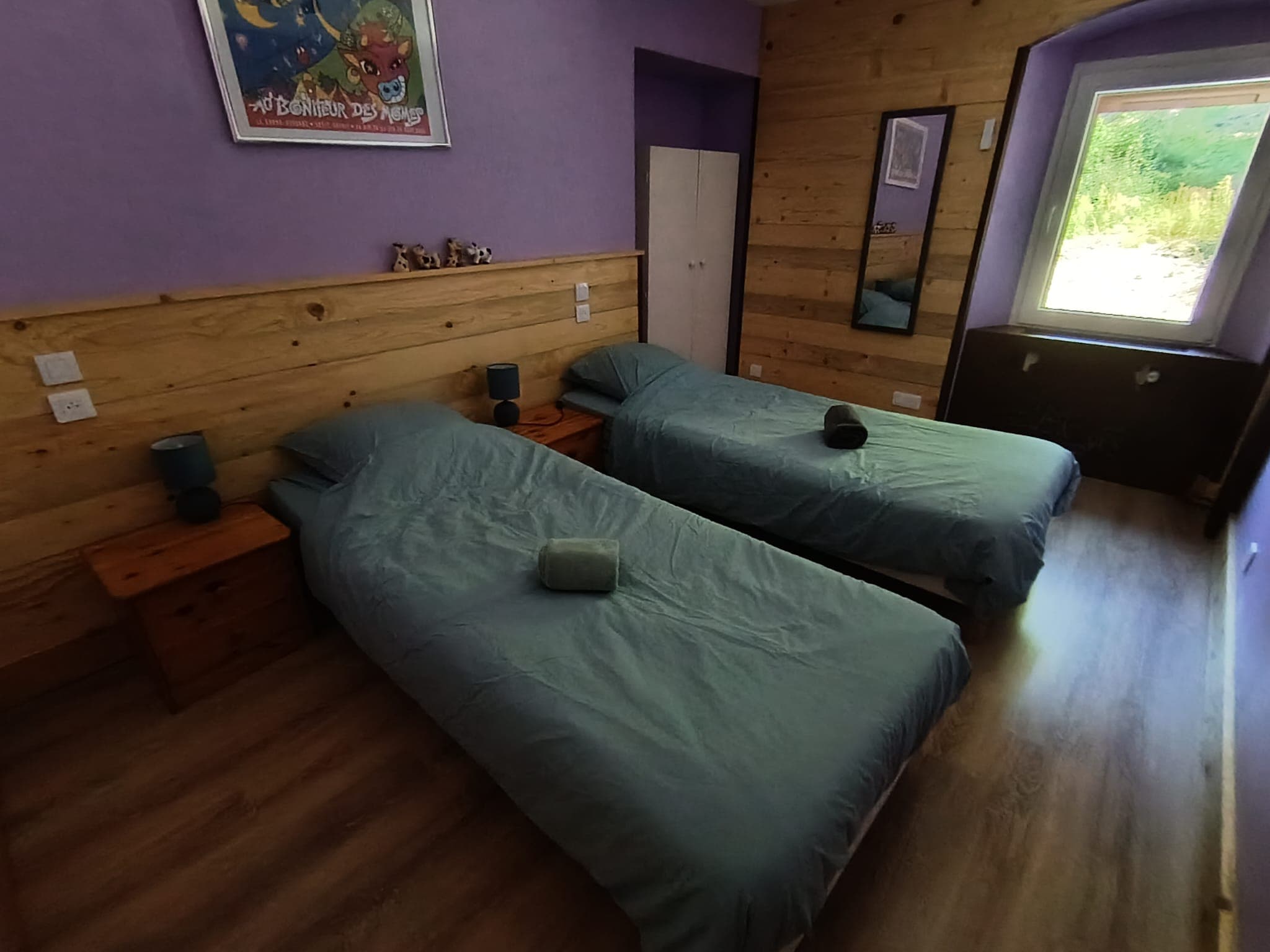 Deuxième chambre avec 2 lits simples (ou 1 lit double au choix)
